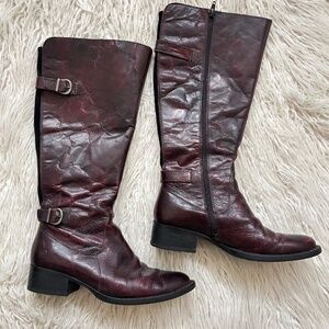 Born Tall Brown Boot Size 8.5